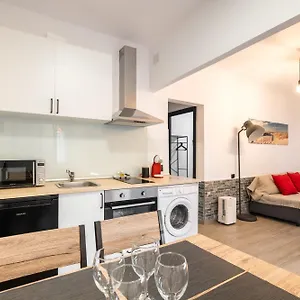 Apartment Apartment, Next To The Sea, Premia De Mar