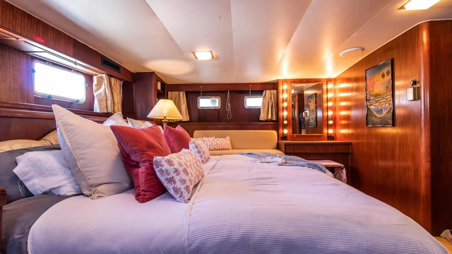 Hotel Yacht Our Alissa Premia De Mar